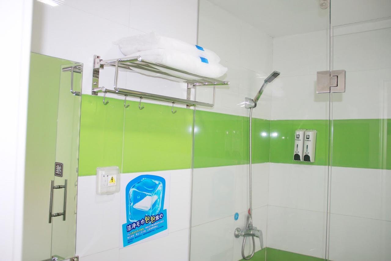 7Days Inn Ji'Nan Railway Station North Square شي نان المظهر الخارجي الصورة