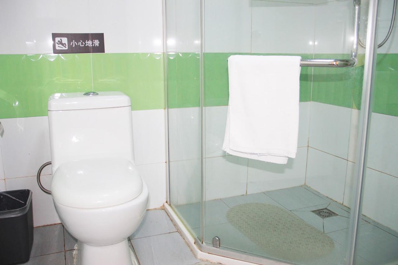 7Days Inn Ji'Nan Railway Station North Square شي نان المظهر الخارجي الصورة